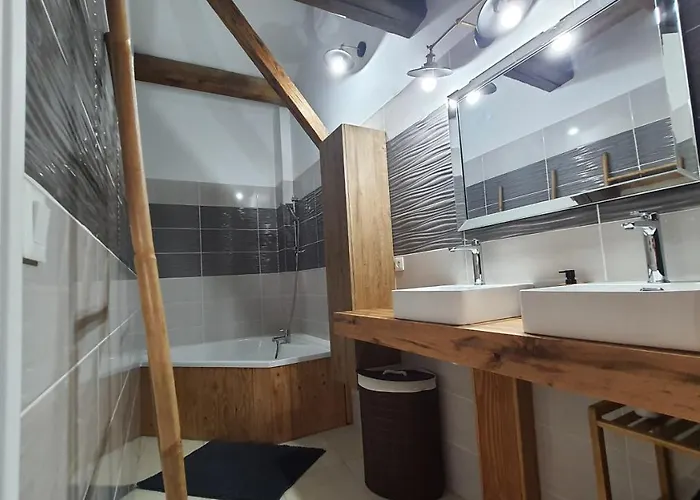 Appartement Beau T4 Au Cœur Du Centre Narbonne
